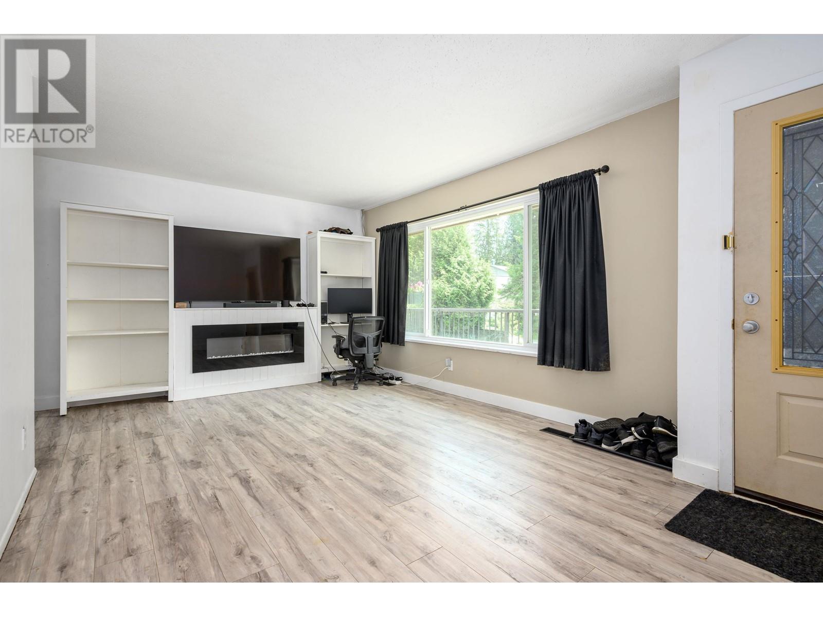 27171 Ferguson Avenue, Maple Ridge, British Columbia  V2W 1R9 - Photo 11 - R3011992