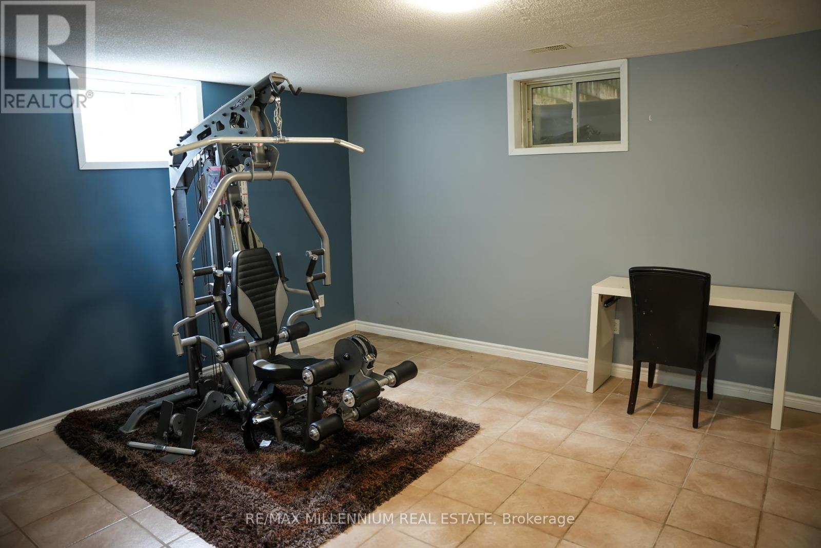 38 Ambler Bay, Barrie (Georgian Drive), Ontario  L4M 7A5 - Photo 15 - S12200370