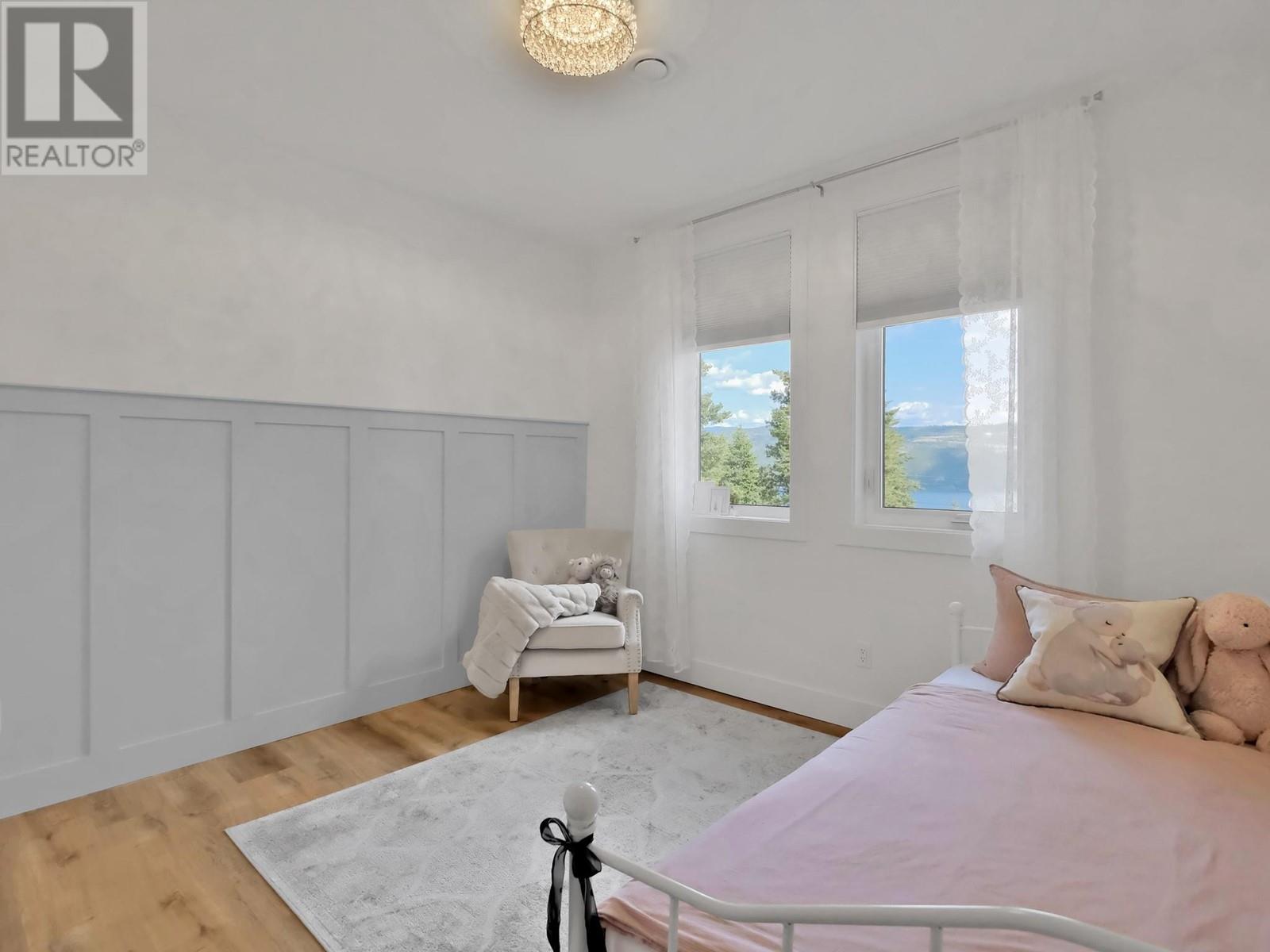 10290 Columbia Way, Vernon, British Columbia  V1H 2B6 - Photo 33 - 10350781