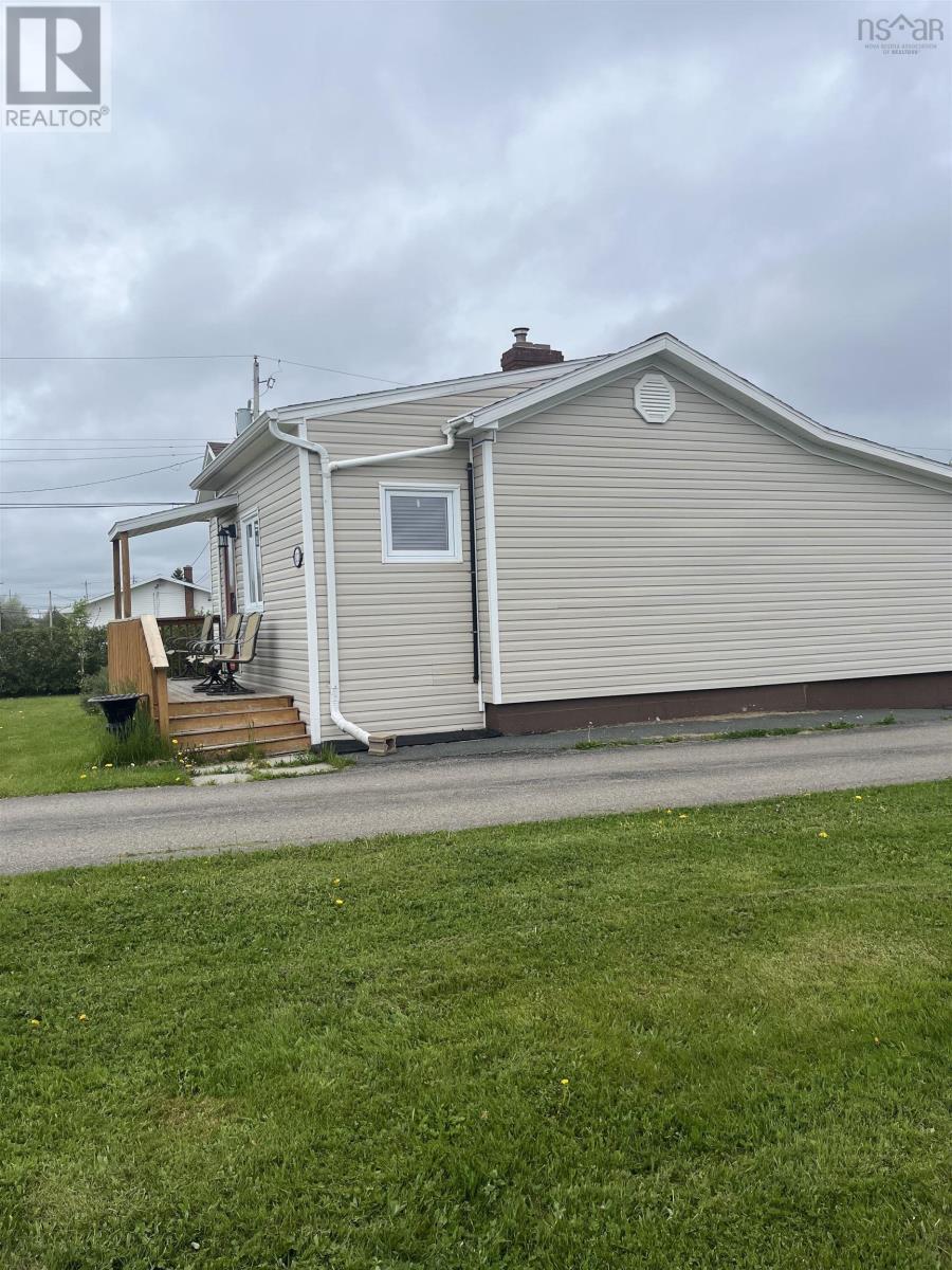321 Kings Road, Dominion, Nova Scotia  B1G 1J7 - Photo 2 - 202513134