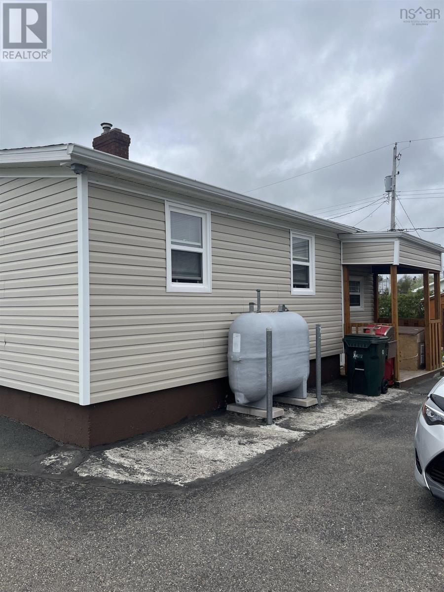 321 Kings Road, Dominion, Nova Scotia  B1G 1J7 - Photo 4 - 202513134