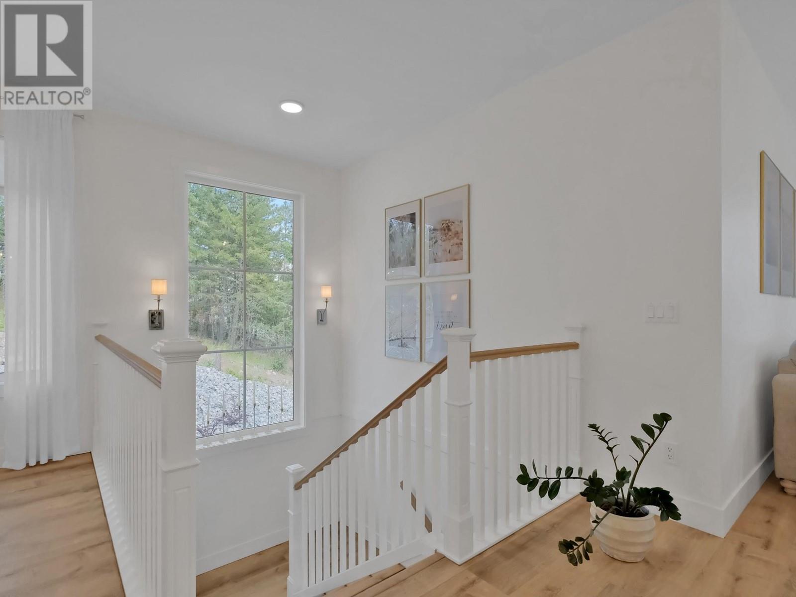 10290 Columbia Way, Vernon, British Columbia  V1H 2B6 - Photo 14 - 10350781
