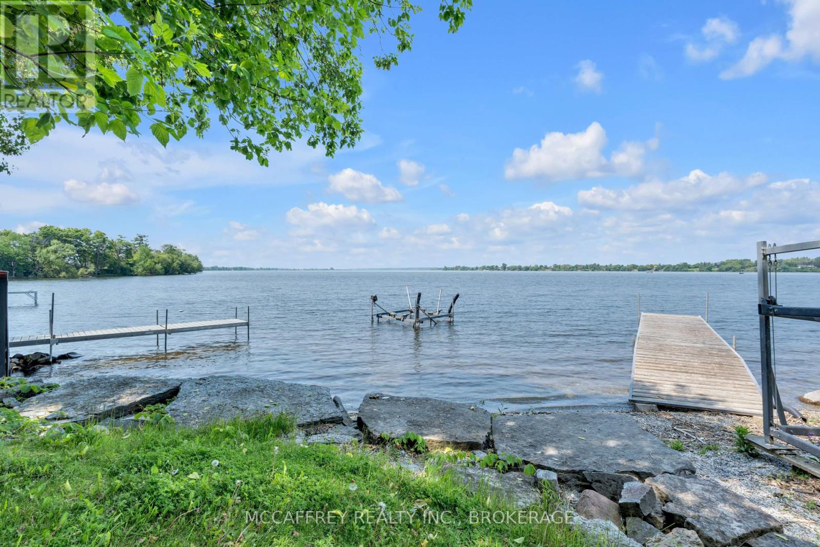 1943 South Shore Road, Greater Napanee, Ontario  K7R 3K7 - Photo 34 - X12200496