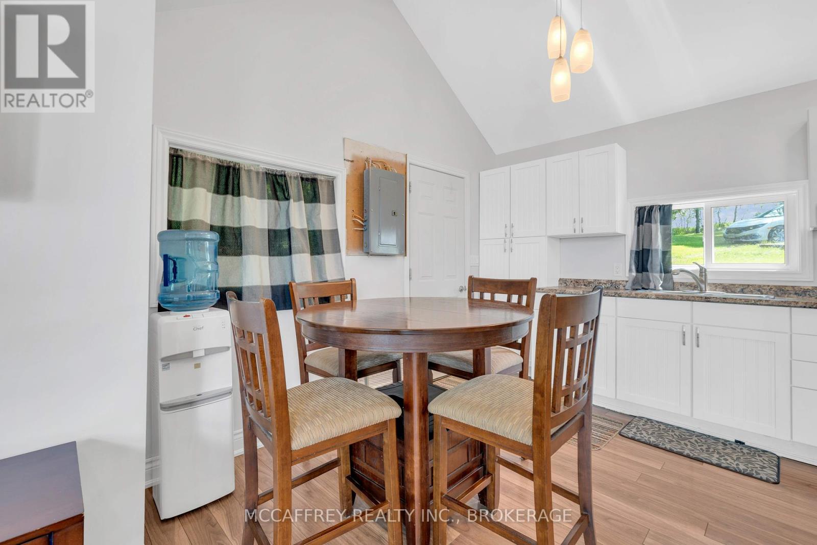 1943 South Shore Road, Greater Napanee, Ontario  K7R 3K7 - Photo 8 - X12200496