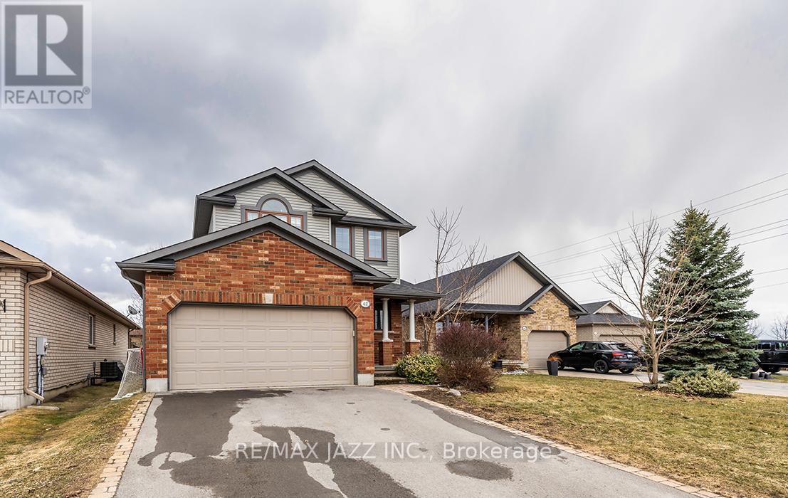 42 MCAULEY DRIVE, Quinte West, Ontario