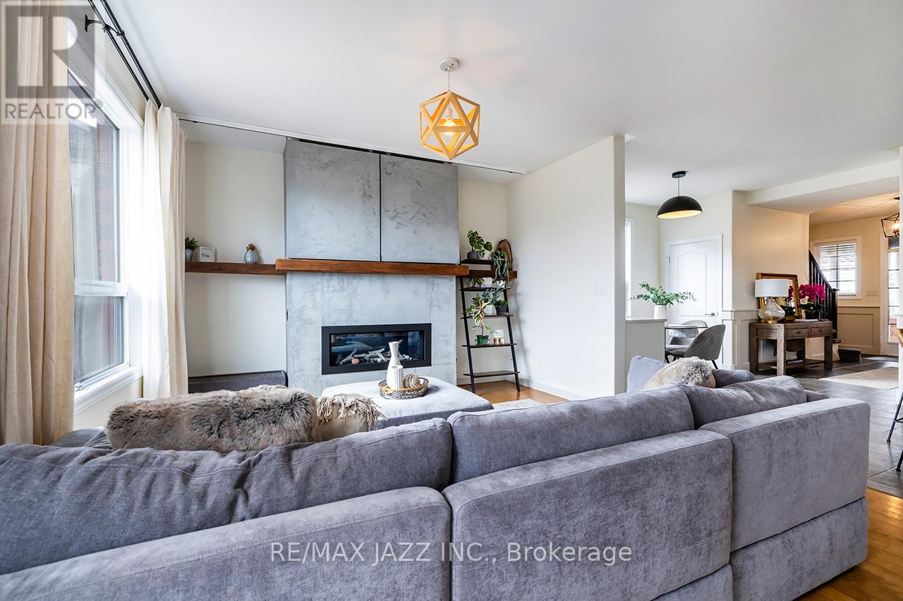42 Mcauley Drive, Quinte West, Ontario  K8V 4C9 - Photo 17 - X12200513