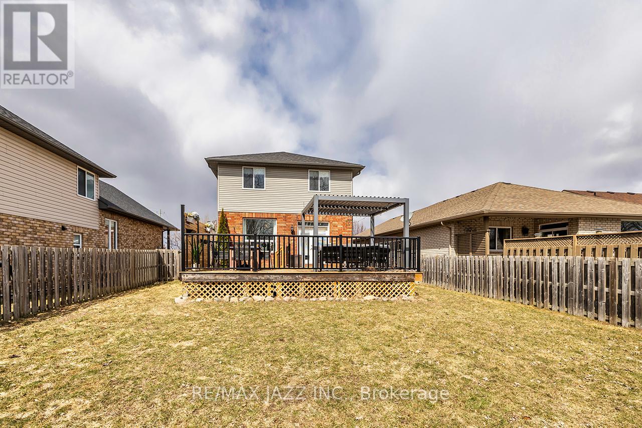 42 Mcauley Drive, Quinte West, Ontario  K8V 4C9 - Photo 44 - X12200513