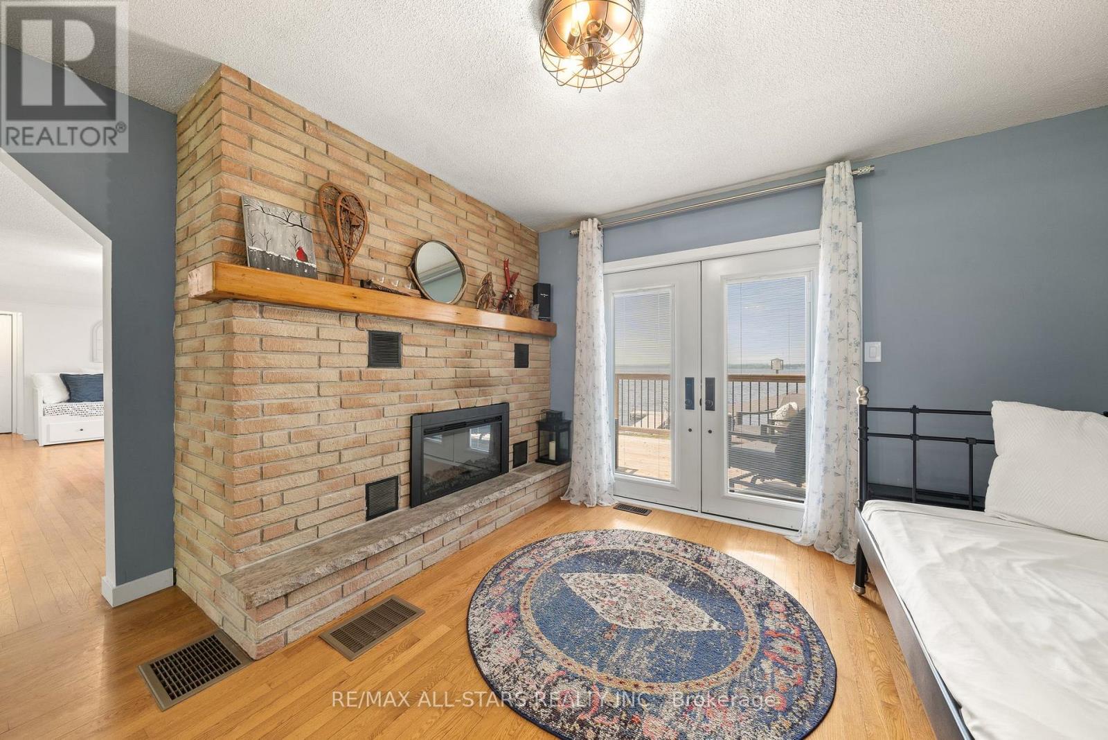 267 Snug Harbour Road, Kawartha Lakes, Ontario K9V 4R4 - Photo 12 - X12200562