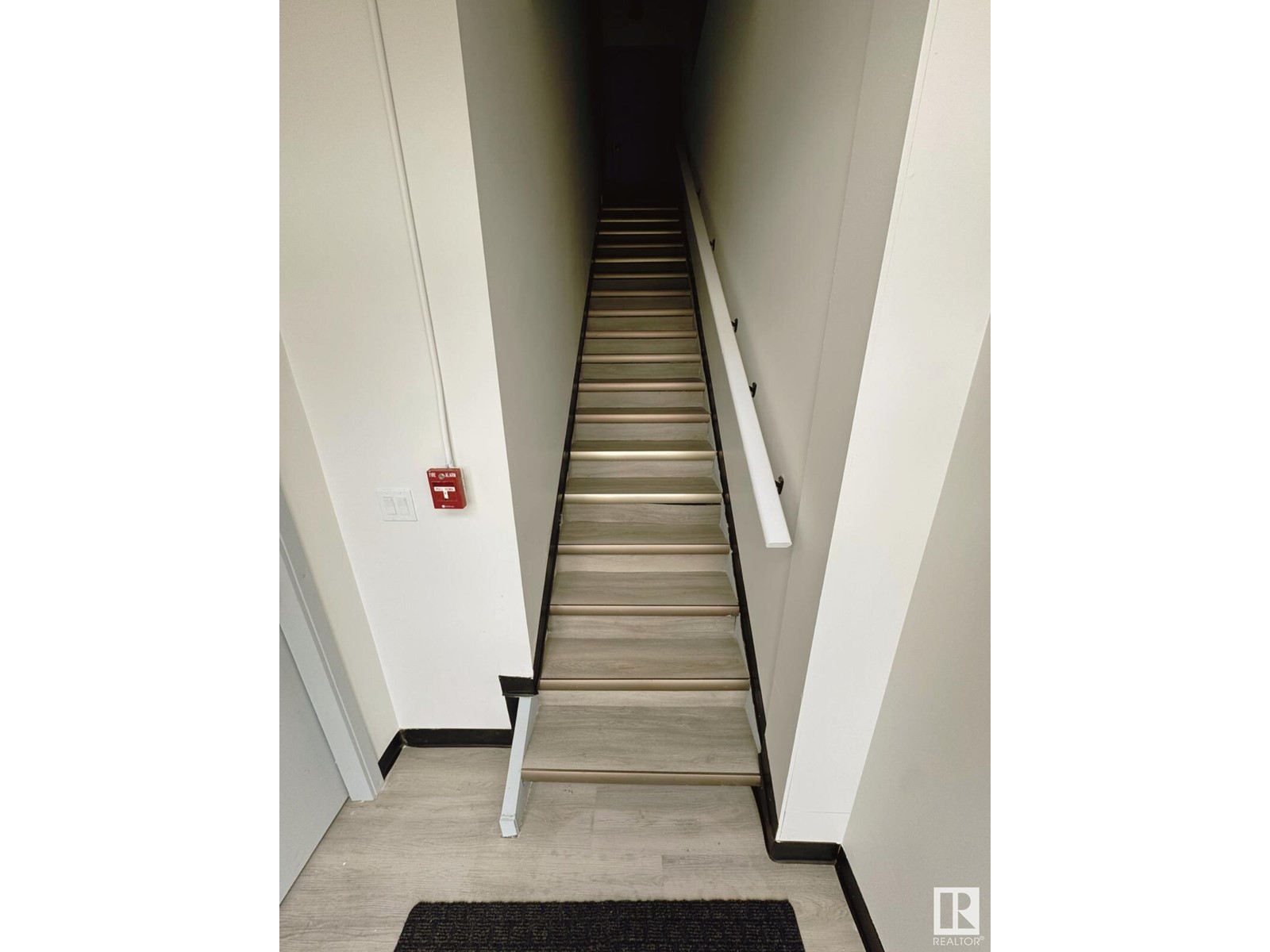 1059 Parsons Rd Sw, Edmonton, Alberta  T6X 0X2 - Photo 2 - E4440680