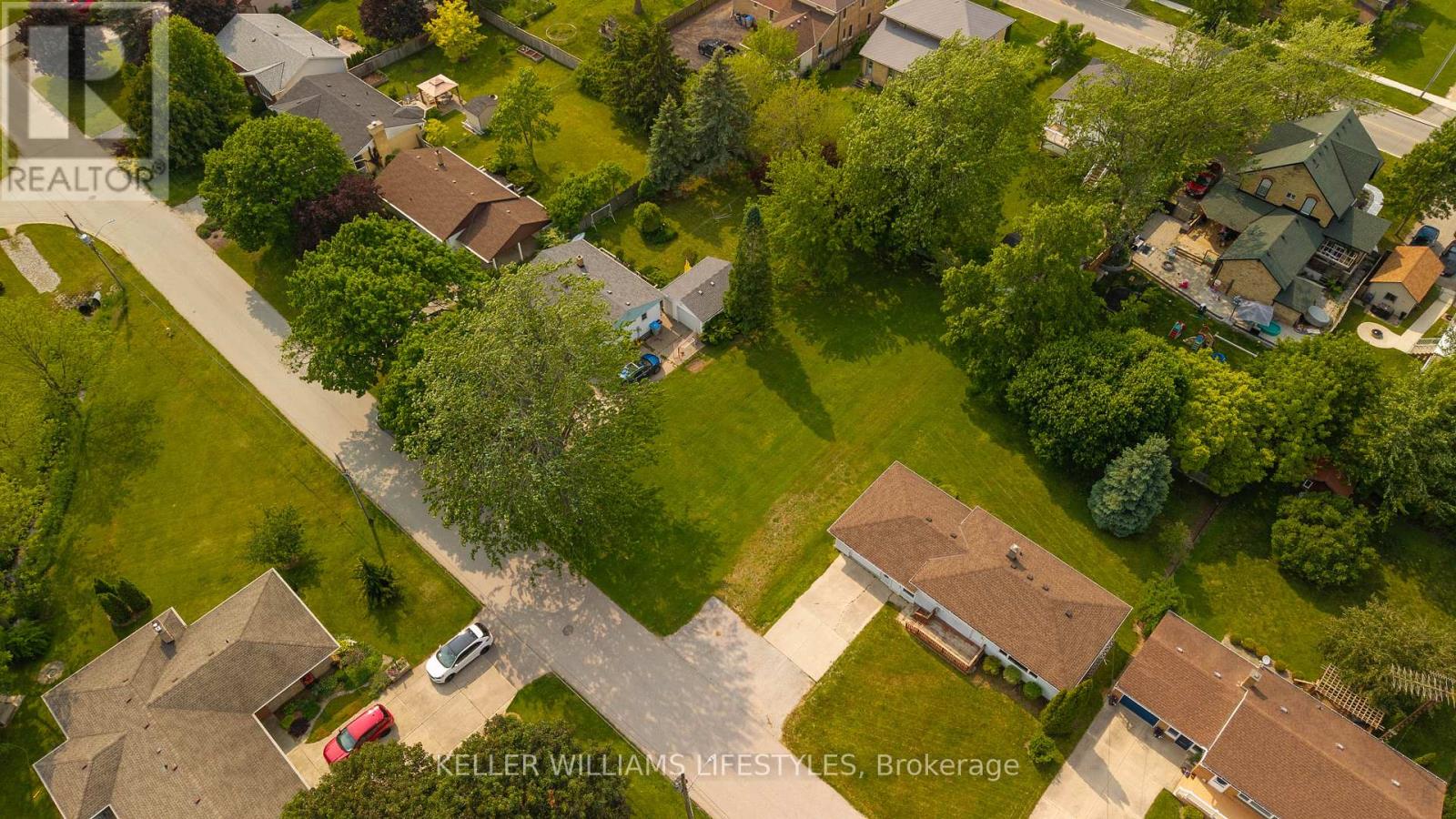 24 Mac Kenzie Street, Lambton Shores, Ontario  N0N 1J0 - Photo 1 - X12200552