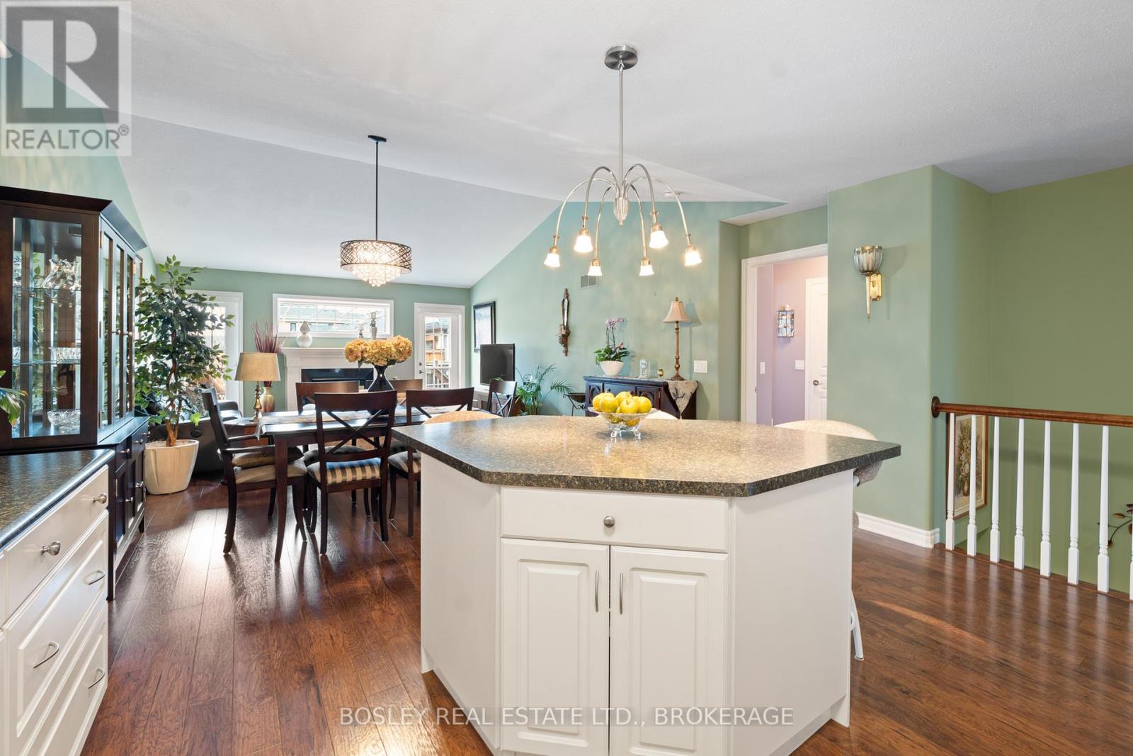 56 - 605 Welland Avenue, St. Catharines, Ontario  L2M 7Z7 - Photo 8 - X12200539