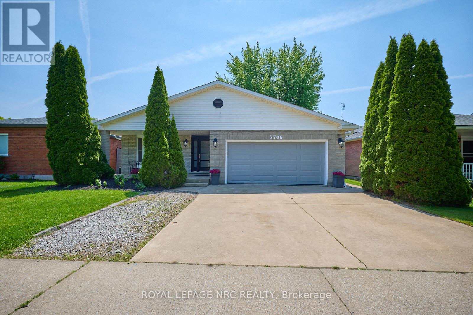 6706 Buckingham Drive, Niagara Falls, Ontario  L2H 2S5 - Photo 2 - X12200550