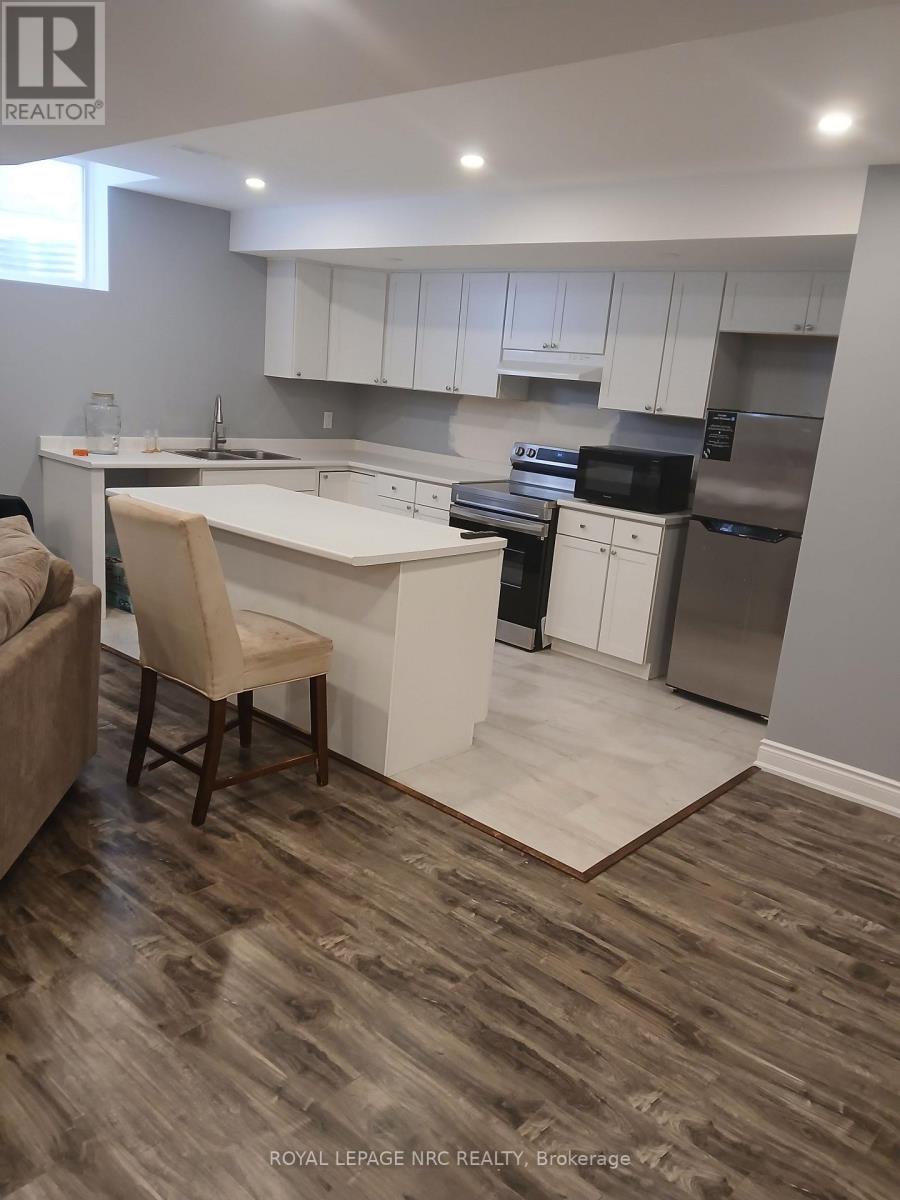 109 - 6062 Eaglewood Drive, Niagara Falls, Ontario  L2G 0A7 - Photo 2 - X12200555