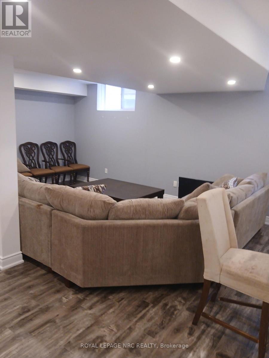 109 - 6062 Eaglewood Drive, Niagara Falls, Ontario  L2G 0A7 - Photo 3 - X12200555