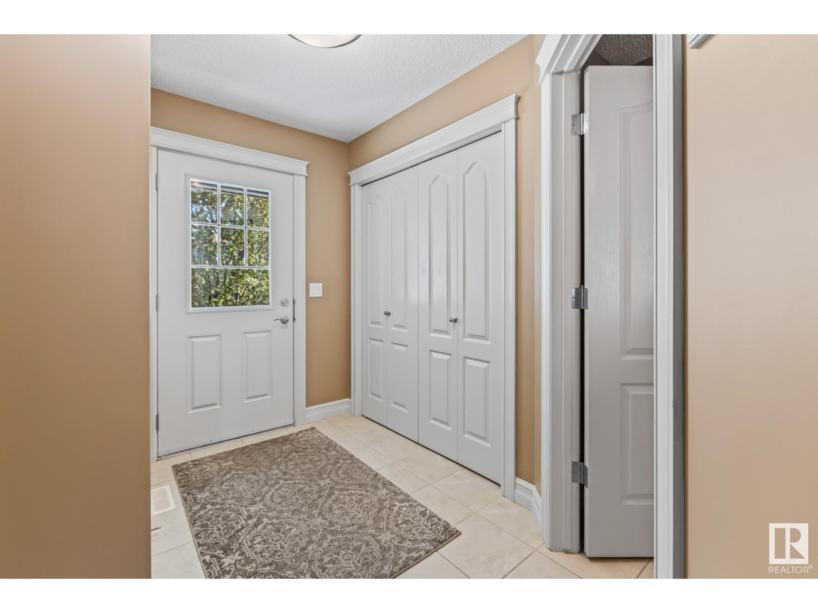 2406 Casselman Cr Sw, Edmonton, Alberta  T6W 0W2 - Photo 3 - E4440691