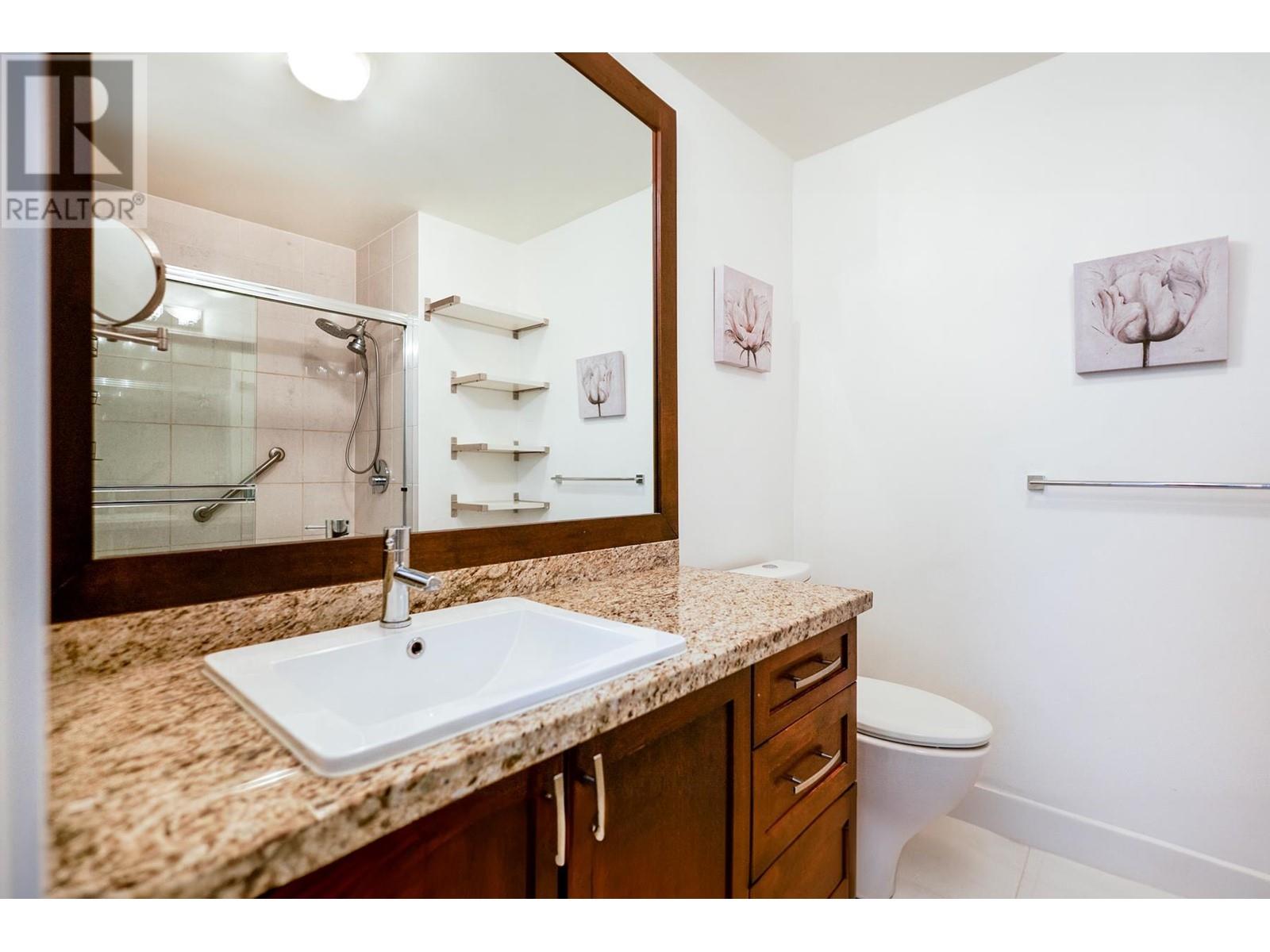 305 1468 St. Andrews Avenue, North Vancouver, British Columbia  V7L 0A8 - Photo 8 - R2996407