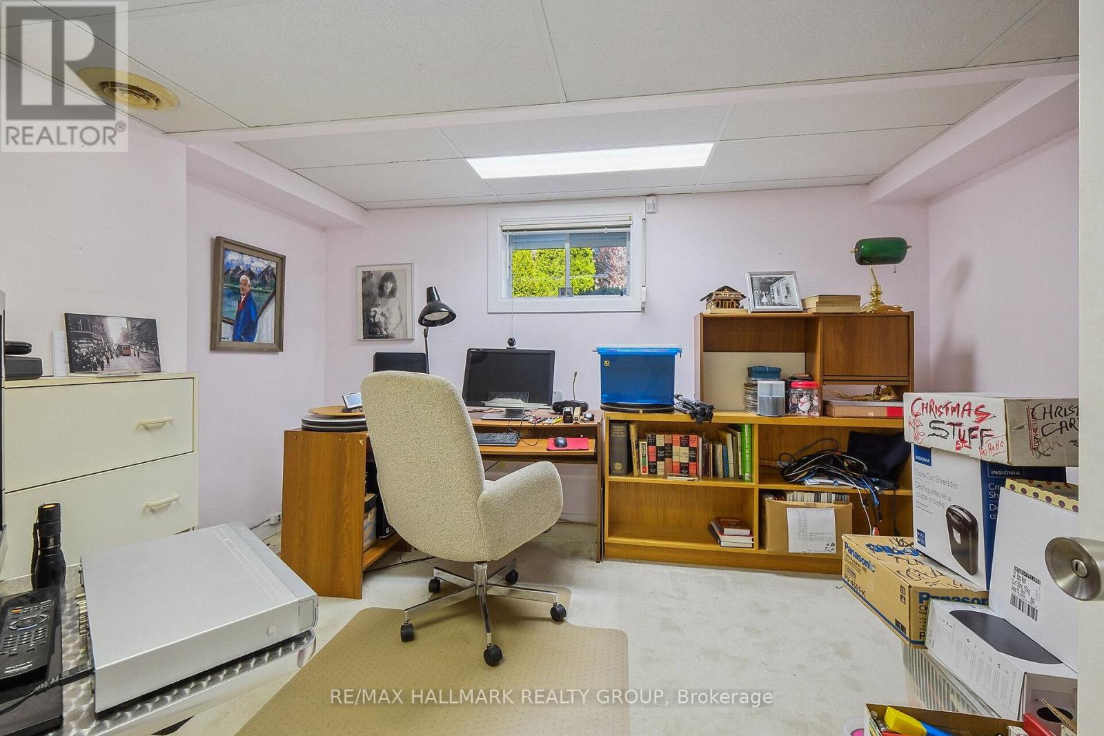 2042 Dorval Avenue, Ottawa, Ontario  K1G 2N8 - Photo 24 - X12199643