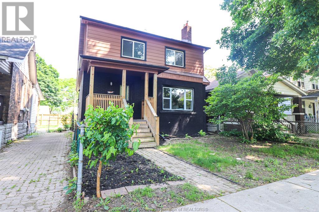 3629 Queen, Windsor, Ontario  N9C 1P1 - Photo 2 - 25014002