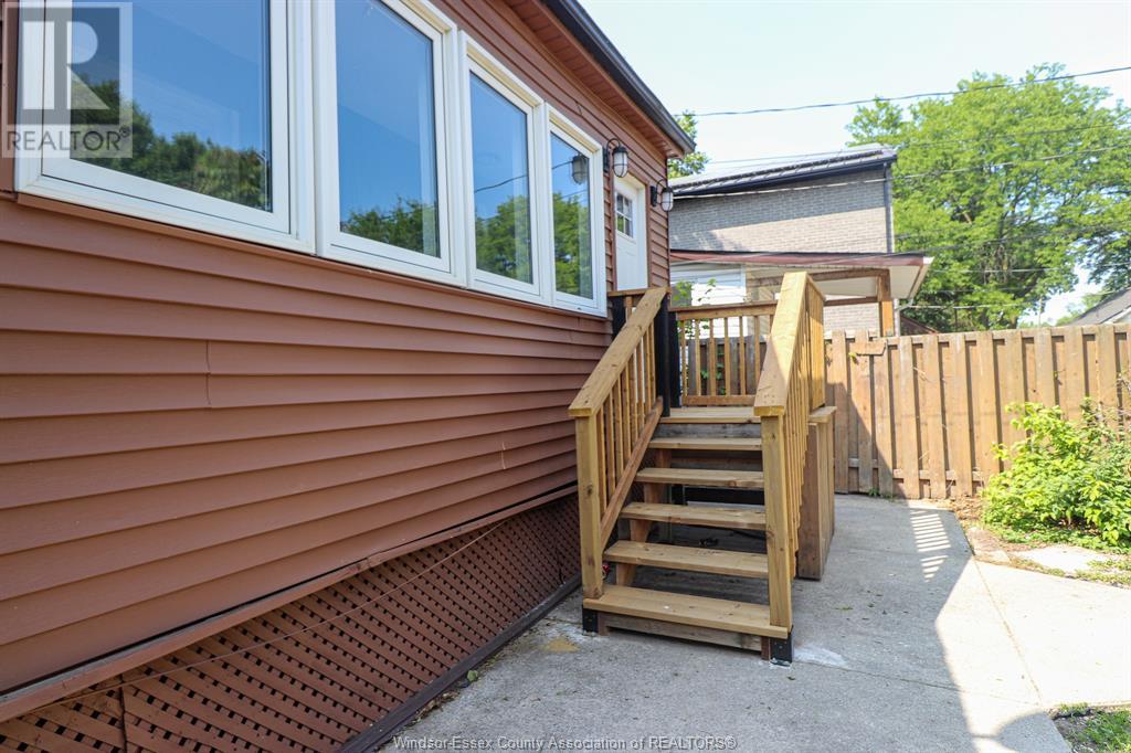 3629 Queen, Windsor, Ontario  N9C 1P1 - Photo 32 - 25014002