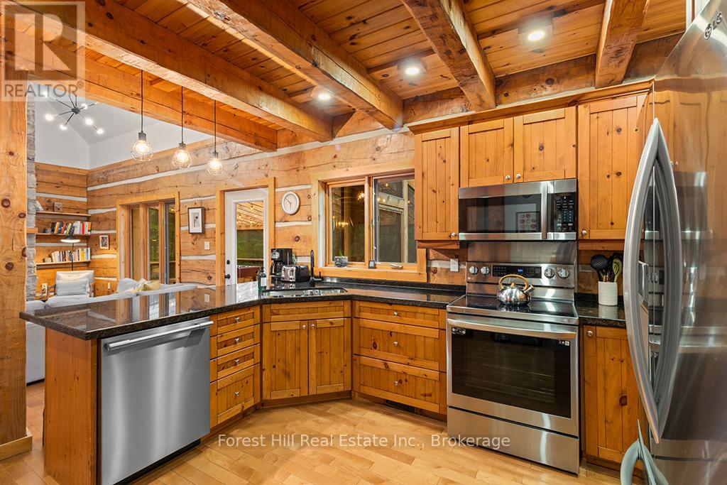 447151 10th Concession, Grey Highlands, Ontario  N0C 1E0 - Photo 15 - X12200475