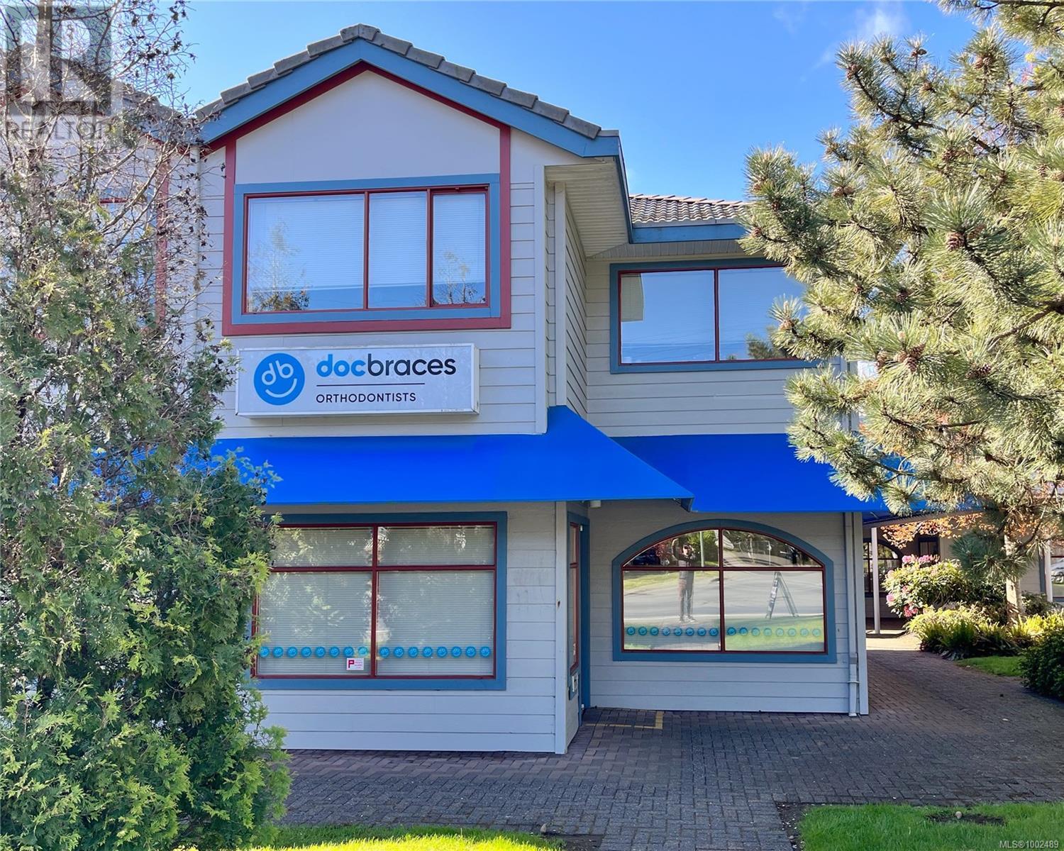 102 & 202 2100 Guthrie Rd, Comox, British Columbia