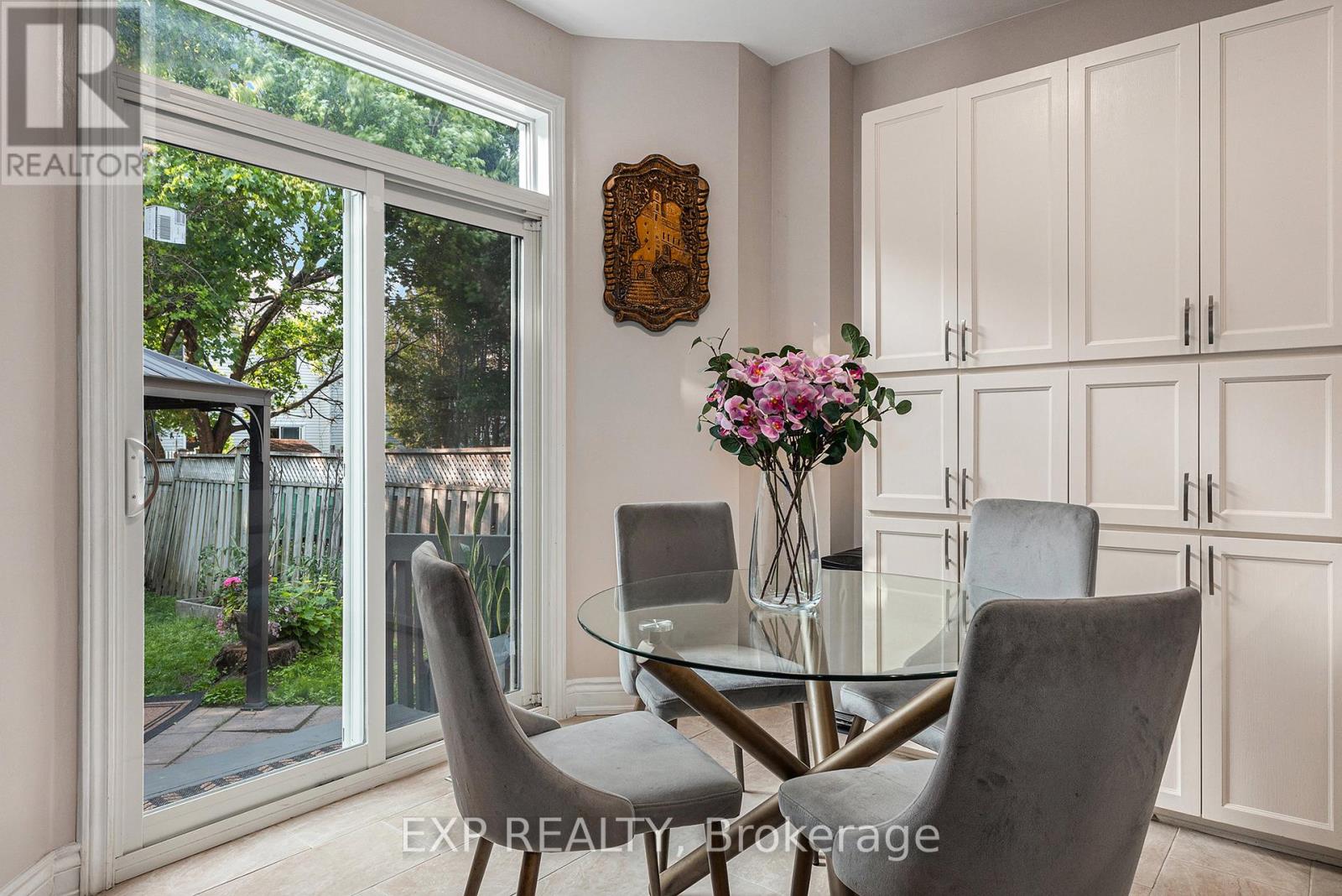 324 Stoneway Drive, Ottawa, Ontario  K2G 6G8 - Photo 12 - X12200527