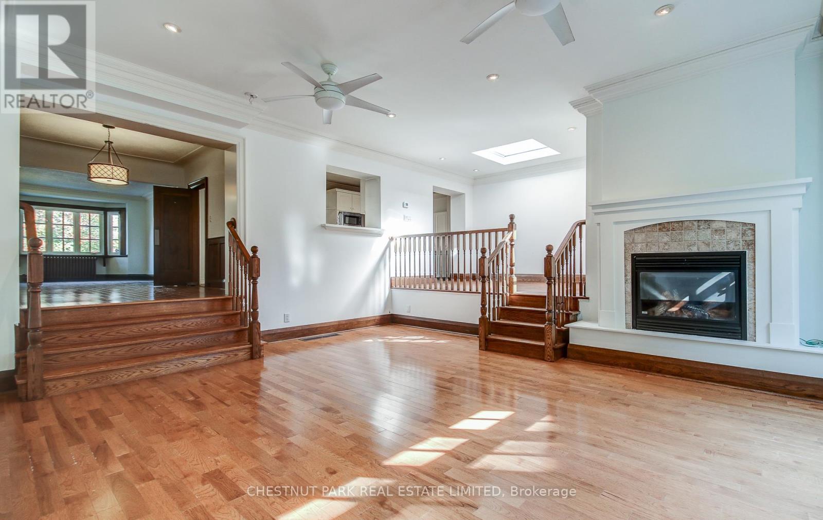 154 Donegall Drive, Toronto, Ontario  M4G 3H2 - Photo 10 - C12200477