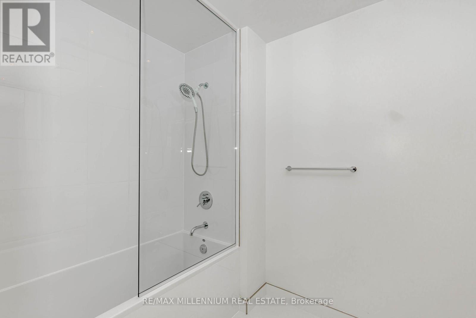 4103 - 11 Yorkville Avenue, Toronto (Annex), Ontario  M4W 0B7 - Photo 27 - C12200567