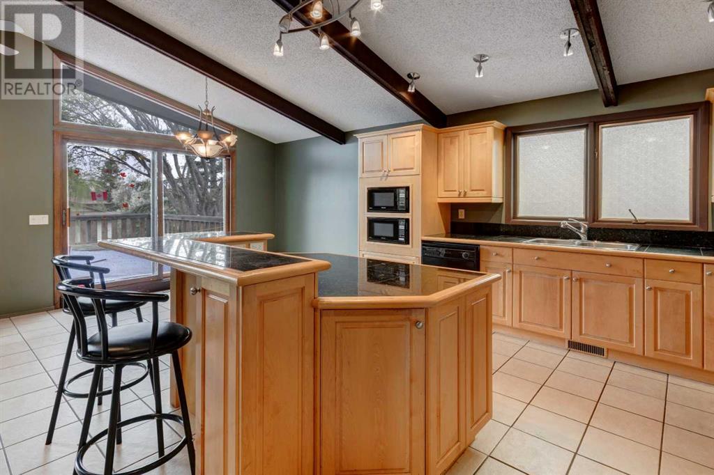 59 Beaconsfield Place Nw, Calgary, Alberta  T2L 1V9 - Photo 11 - A2220731