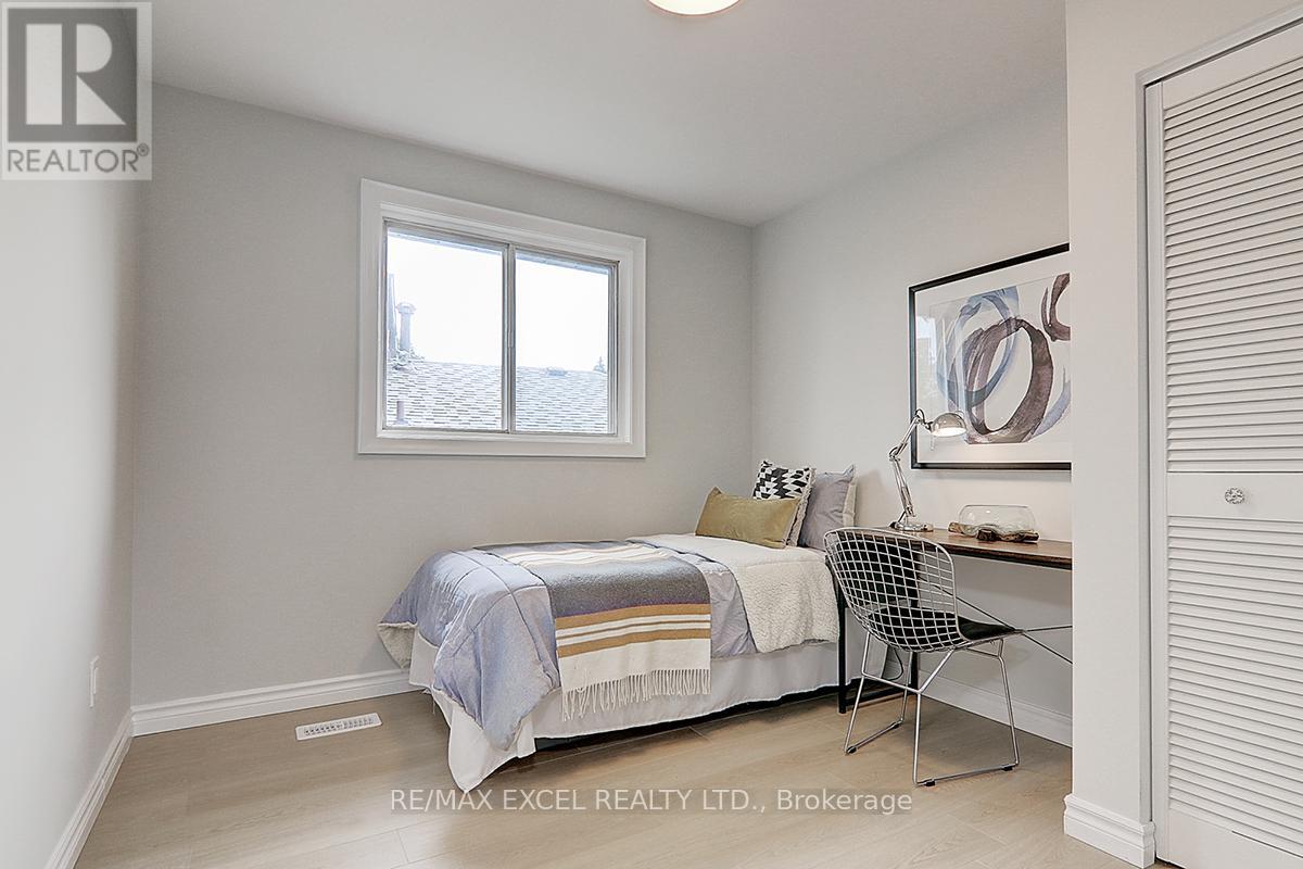 121 Amberjack Boulevard, Toronto, Ontario  M1H 2J6 - Photo 27 - E12200440