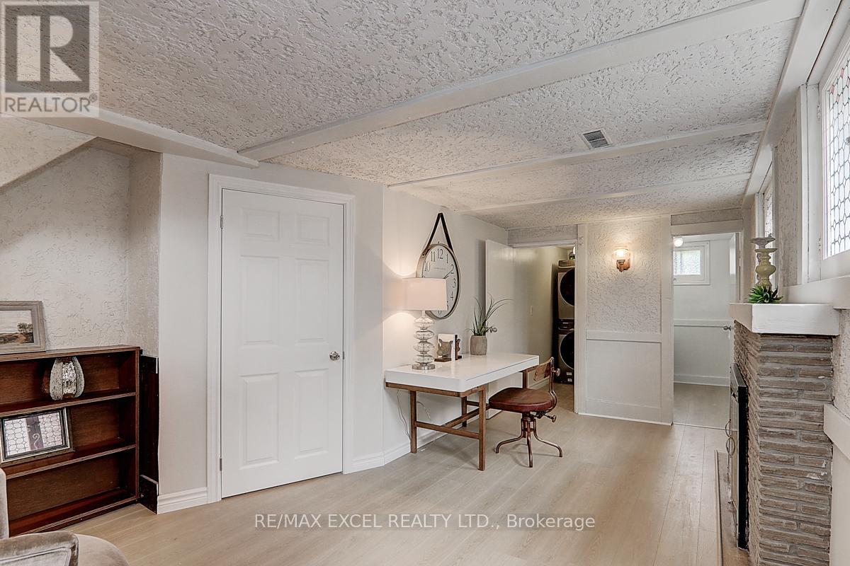 121 Amberjack Boulevard, Toronto, Ontario  M1H 2J6 - Photo 29 - E12200440