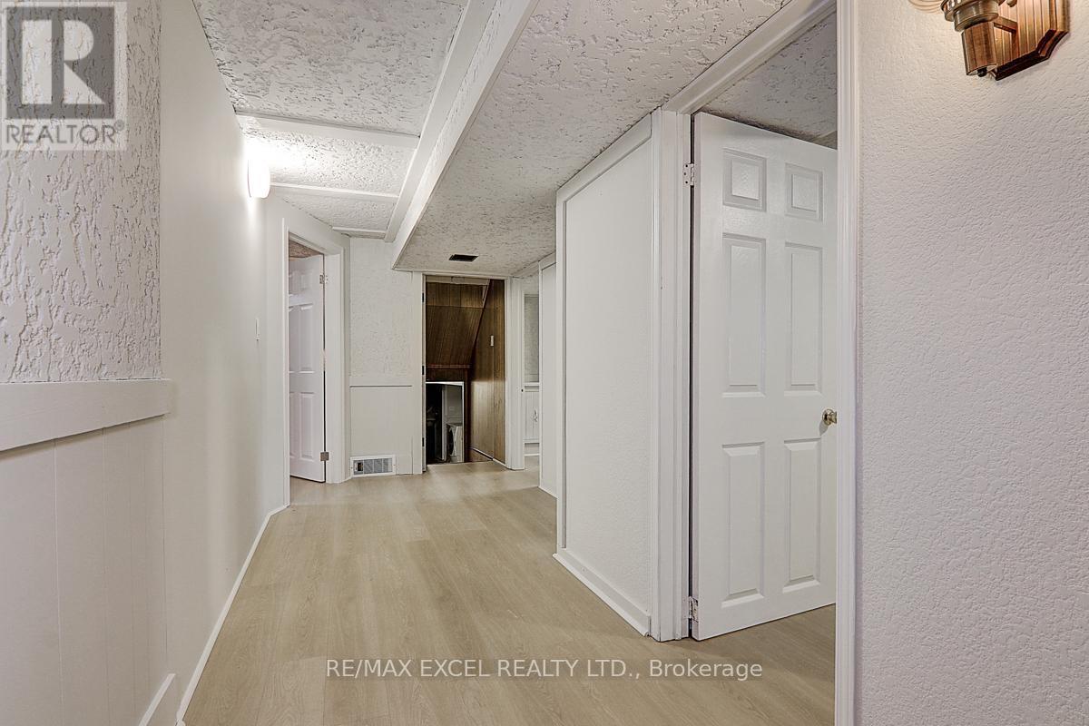 121 Amberjack Boulevard, Toronto (Woburn), Ontario  M1H 2J6 - Photo 32 - E12200440