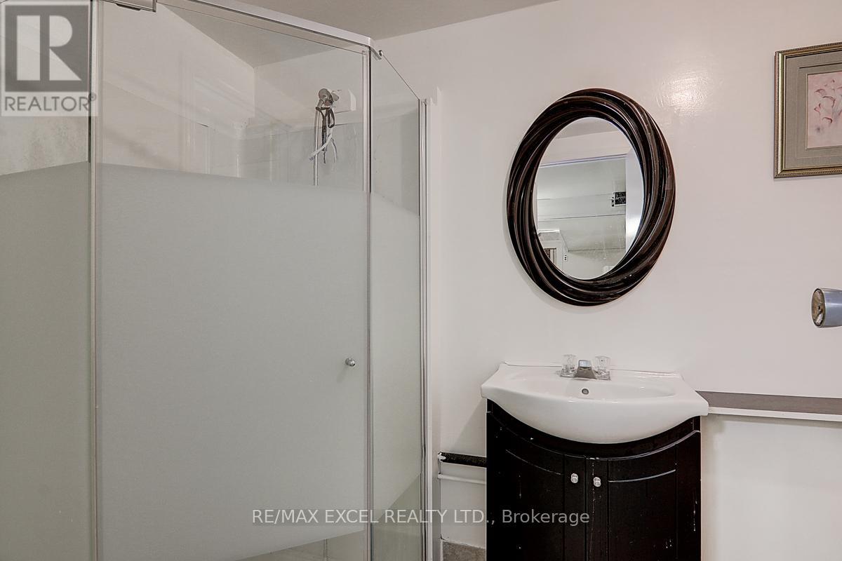 121 Amberjack Boulevard, Toronto, Ontario  M1H 2J6 - Photo 39 - E12200440