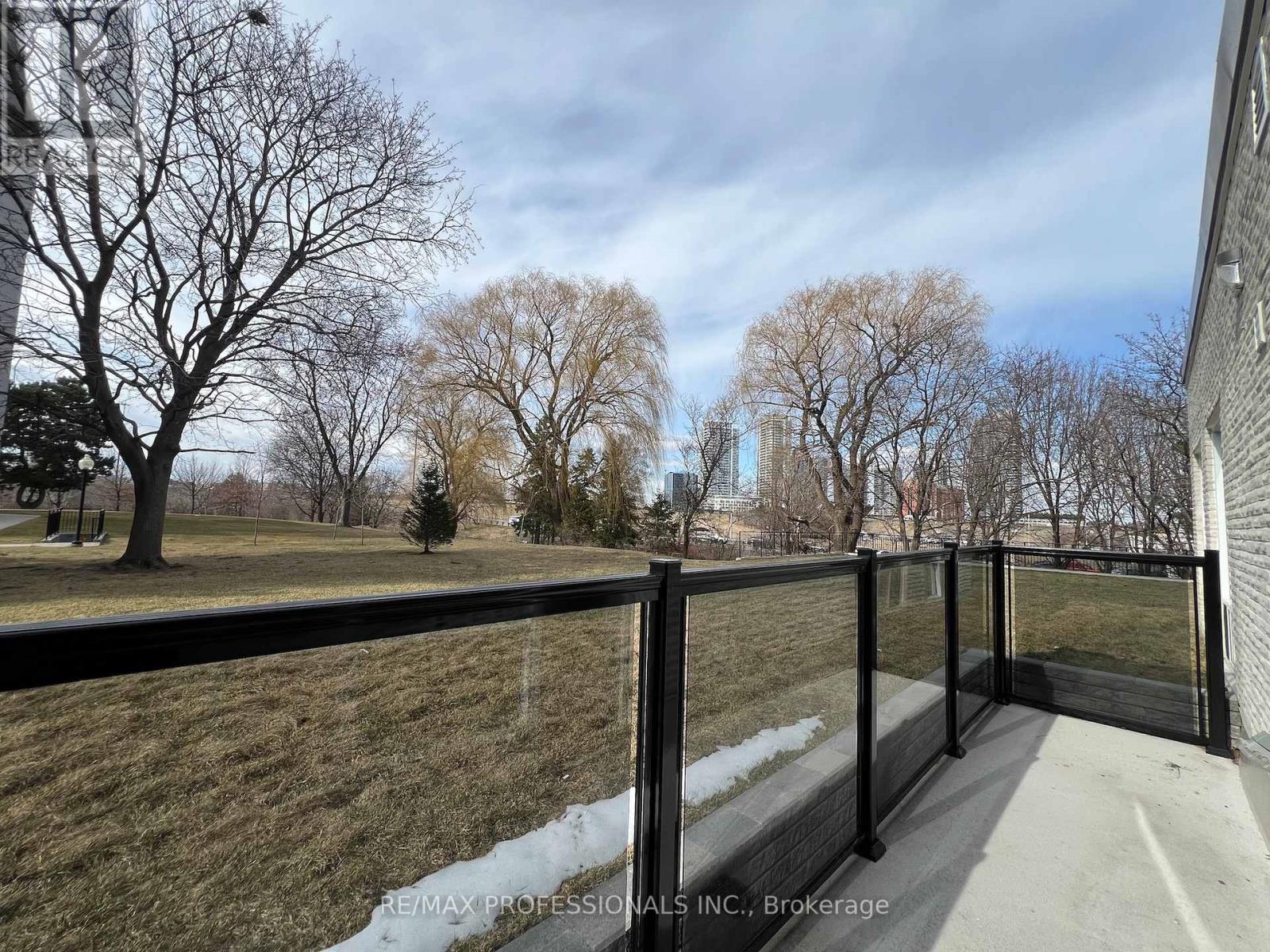 110 - 20 Antrim Crescent, Toronto, Ontario  M1P 4N3 - Photo 29 - E12200502