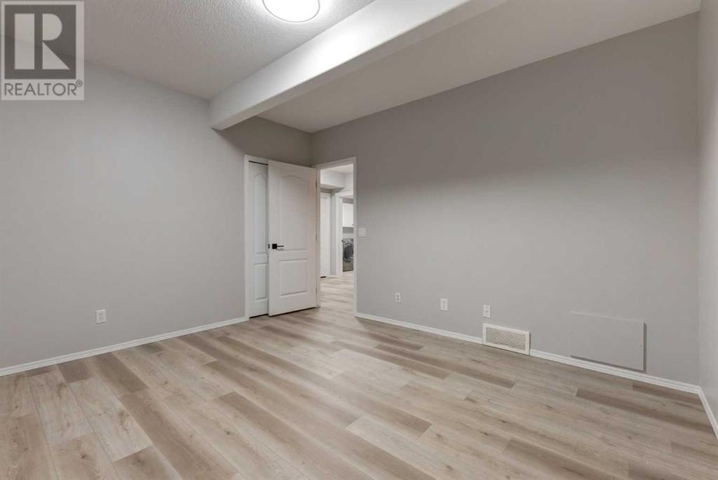79 Discovery Ridge Park Sw, Calgary, Alberta  T3H 5G4 - Photo 31 - A2226960
