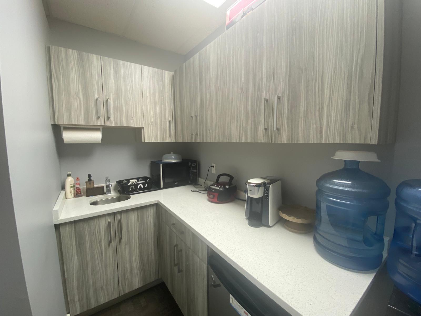 204b 8434 120 Street, Surrey, British Columbia  V3W 7S2 - Photo 2 - C8069761