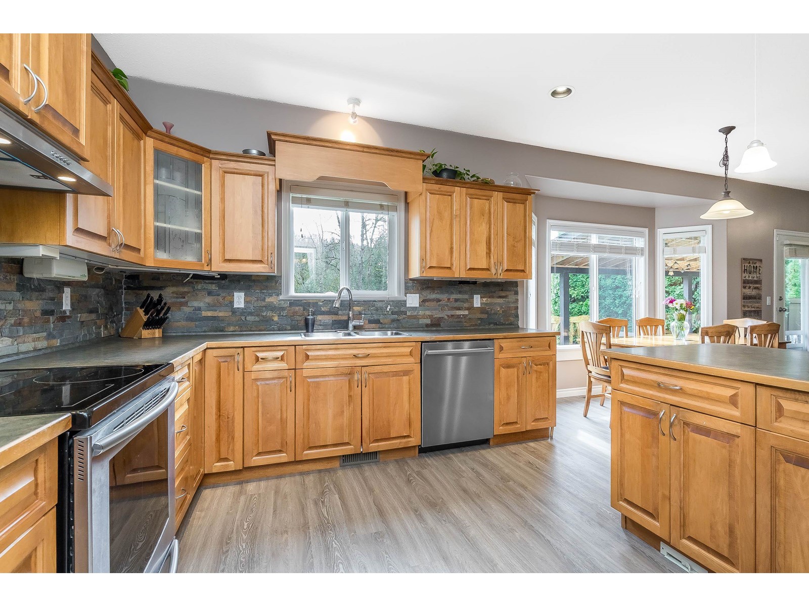 36264 Atwood Crescent, Abbotsford, British Columbia  V3G 2Y8 - Photo 4 - R3010839