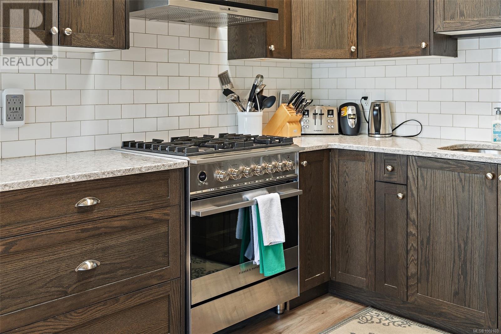 222 6596 Baird Rd, Port Renfrew, British Columbia  V0S 1K0 - Photo 12 - 1002103