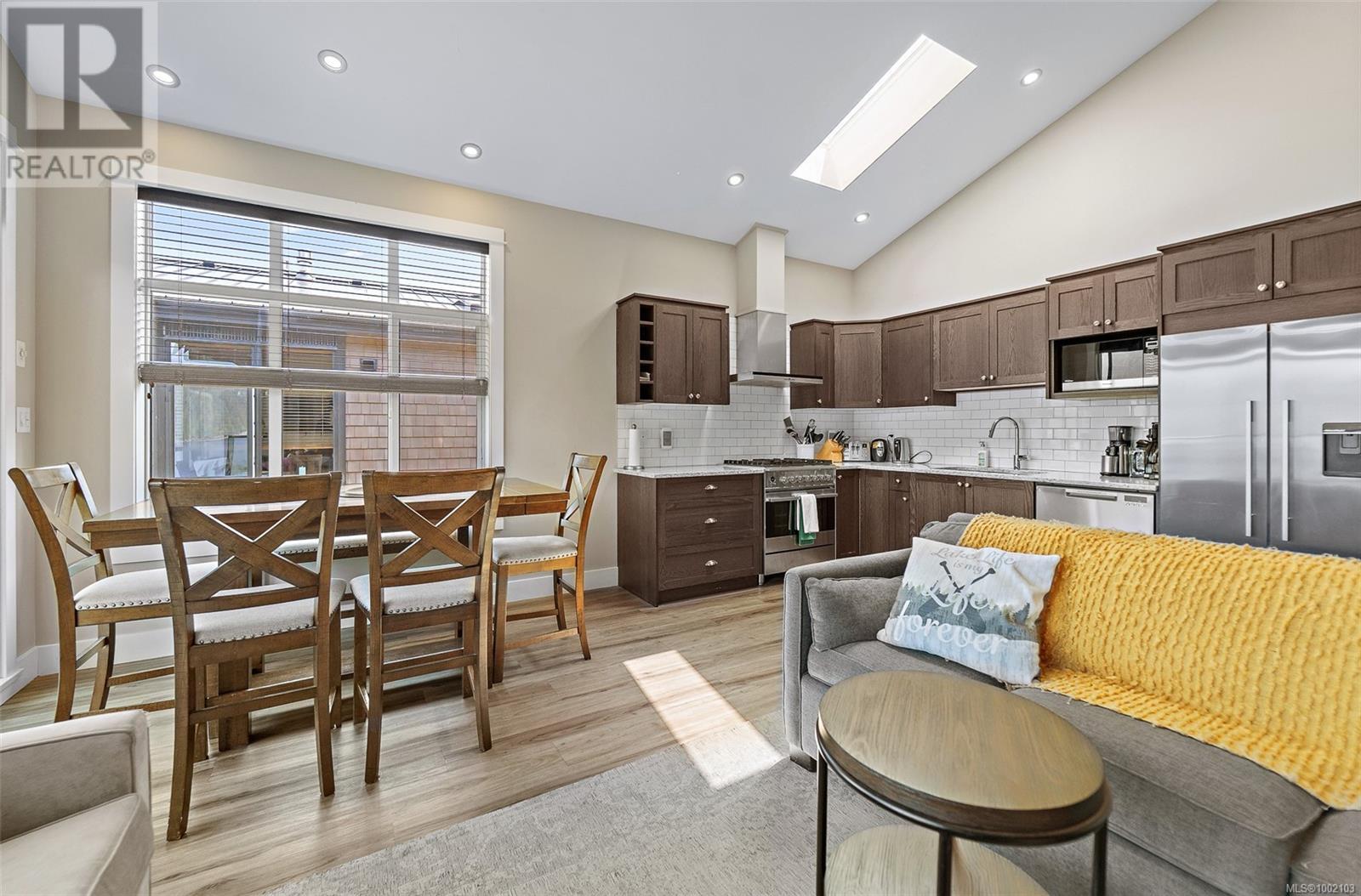 222 6596 Baird Rd, Port Renfrew, British Columbia  V0S 1K0 - Photo 10 - 1002103