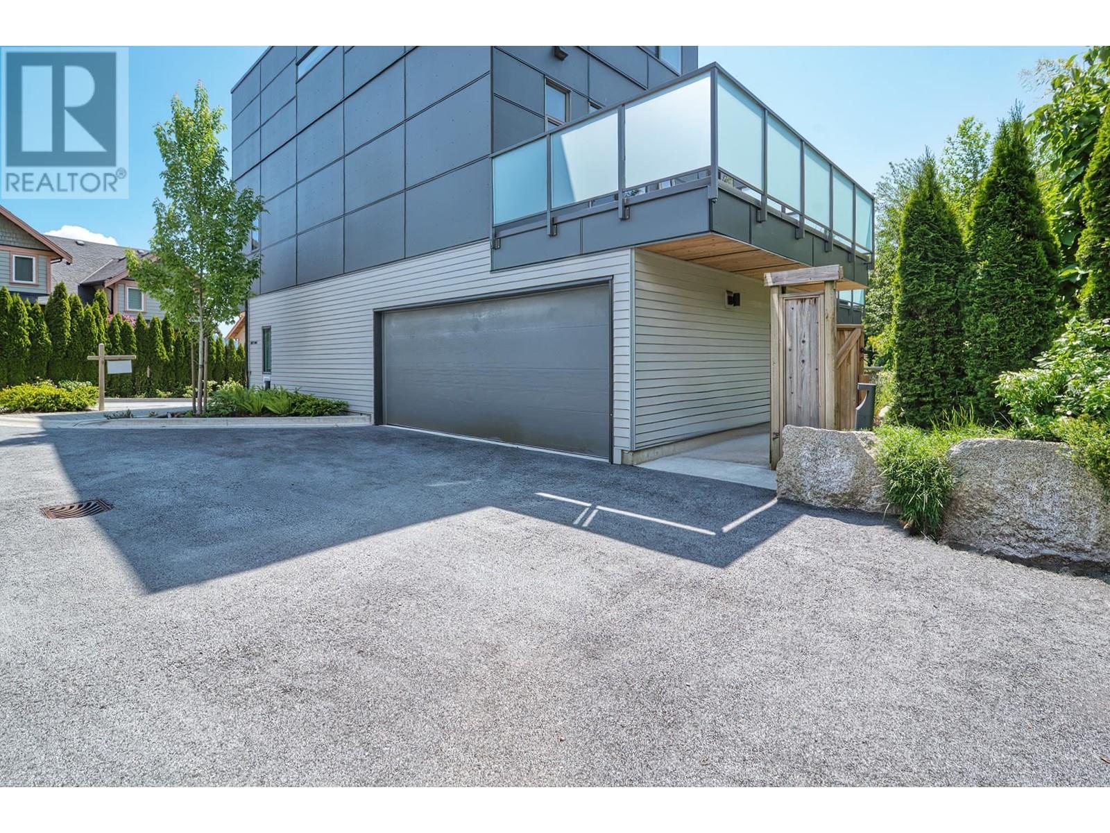 110 736 Gibsons Way, Gibsons, British Columbia  V0N 1V9 - Photo 40 - R2969054