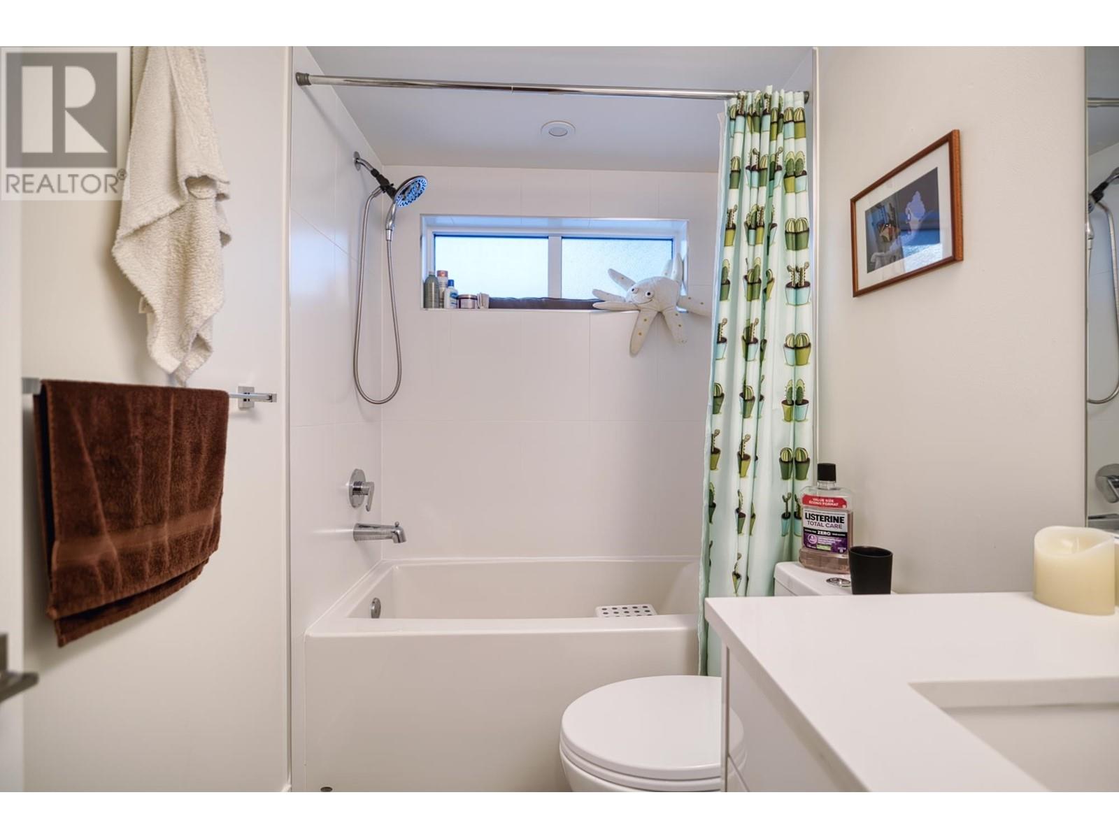 110 736 Gibsons Way, Gibsons, British Columbia  V0N 1V9 - Photo 28 - R2969054
