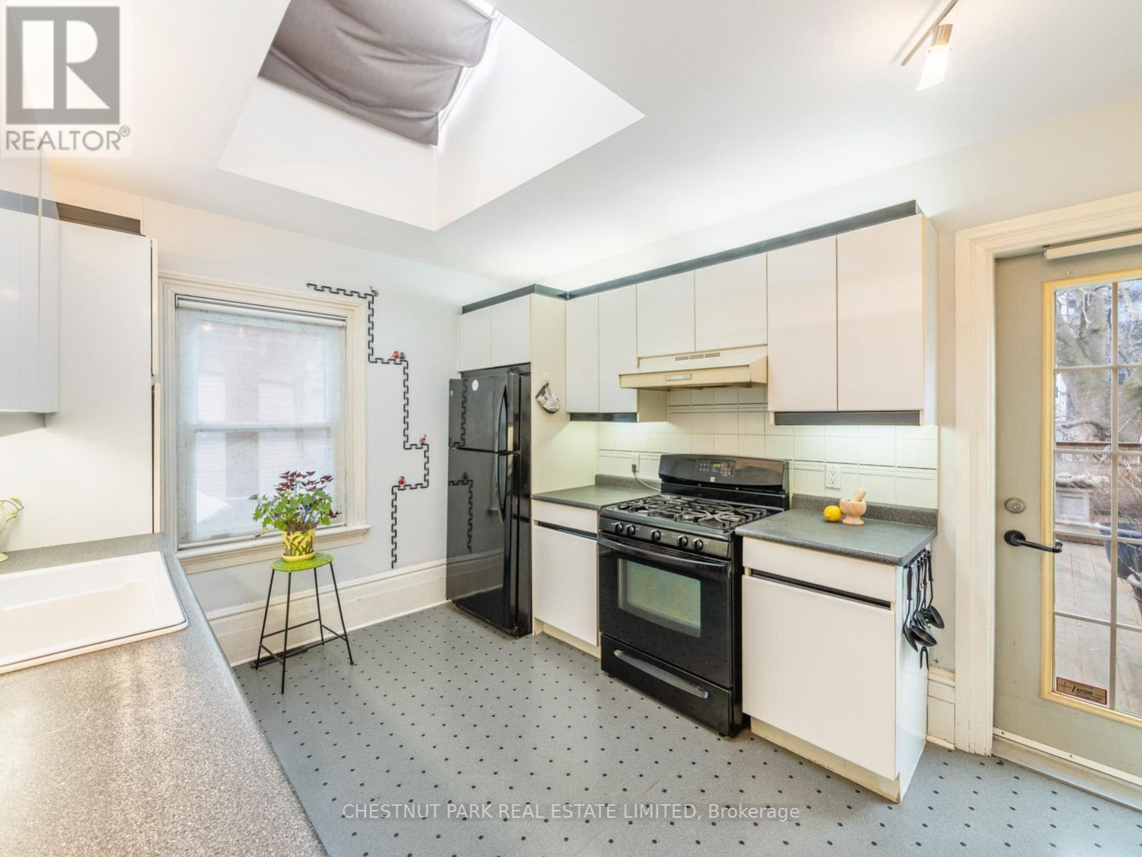 126 Seaton Street, Toronto, Ontario  M5A 2T3 - Photo 27 - C11945451