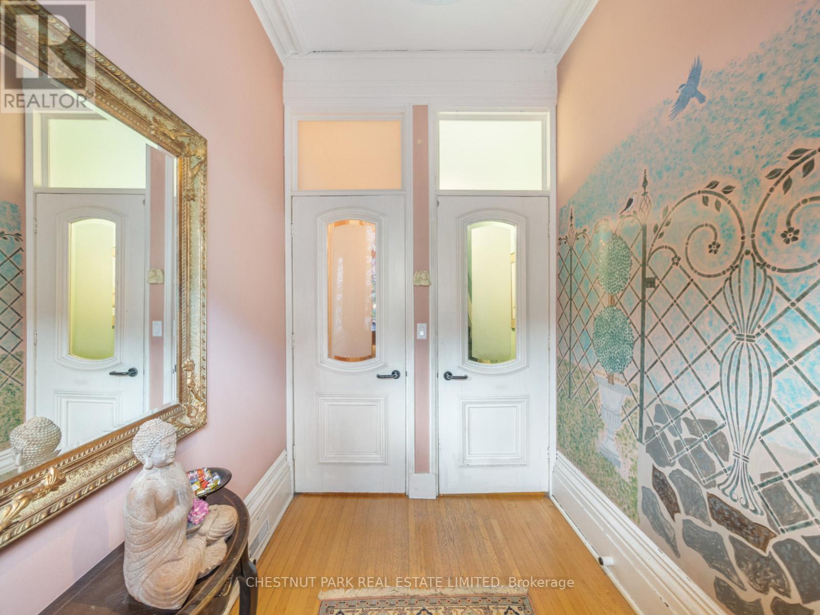 126 Seaton Street, Toronto, Ontario  M5A 2T3 - Photo 5 - C11945451