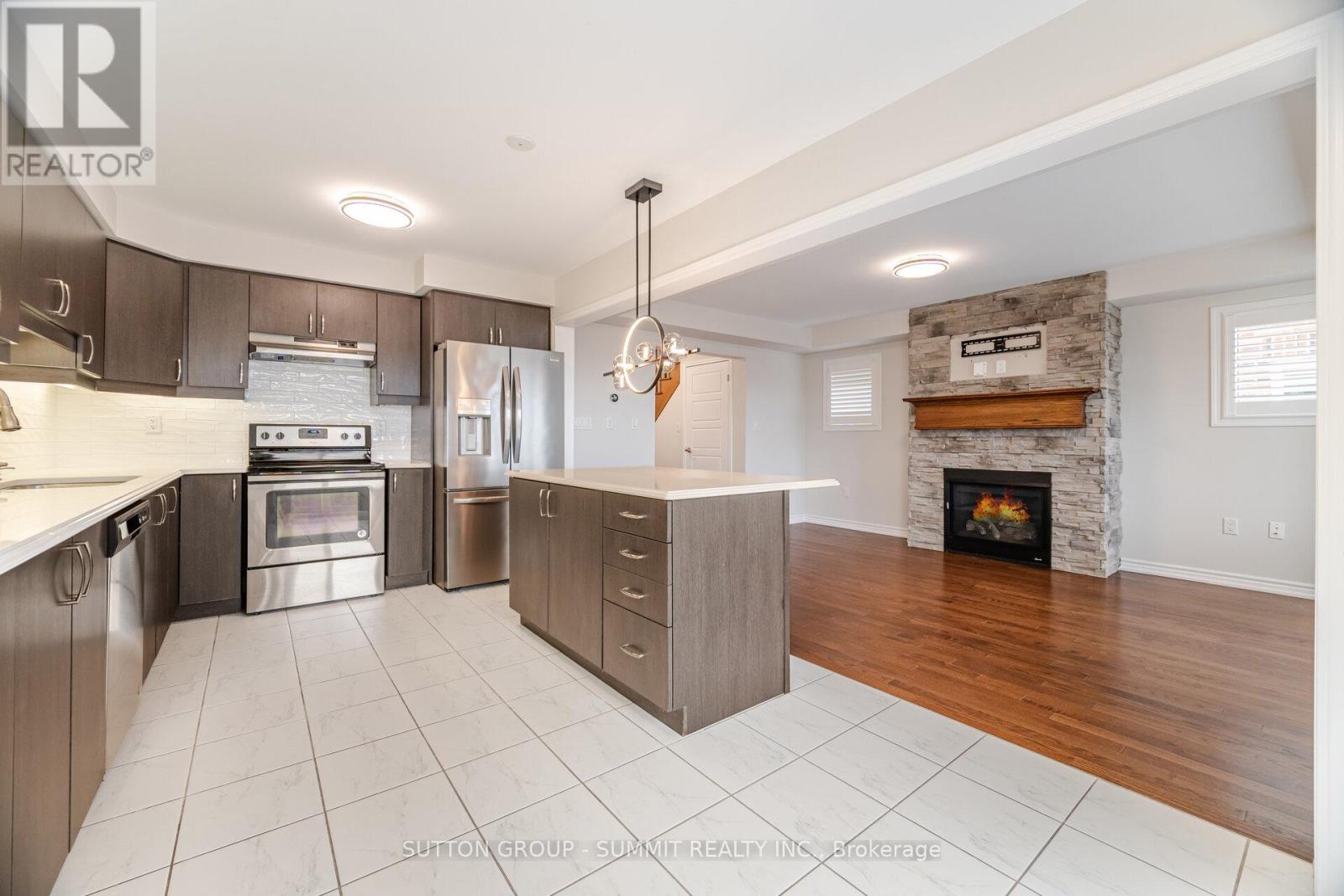 642 Laking Terrace, Milton, Ontario  L9T 9J4 - Photo 10 - W12171484