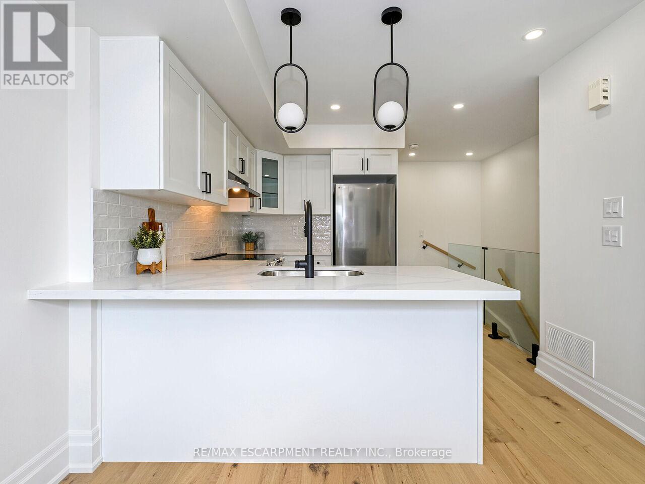 103 - 173 William Duncan Road, Toronto, Ontario  M3K 0B8 - Photo 10 - W12200441