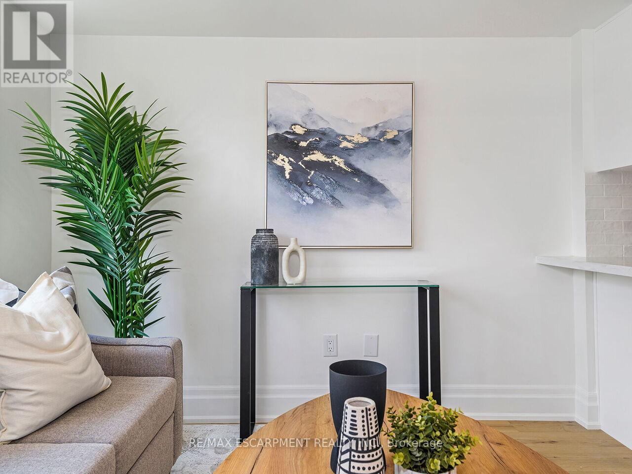 103 - 173 William Duncan Road, Toronto, Ontario  M3K 0B8 - Photo 12 - W12200441