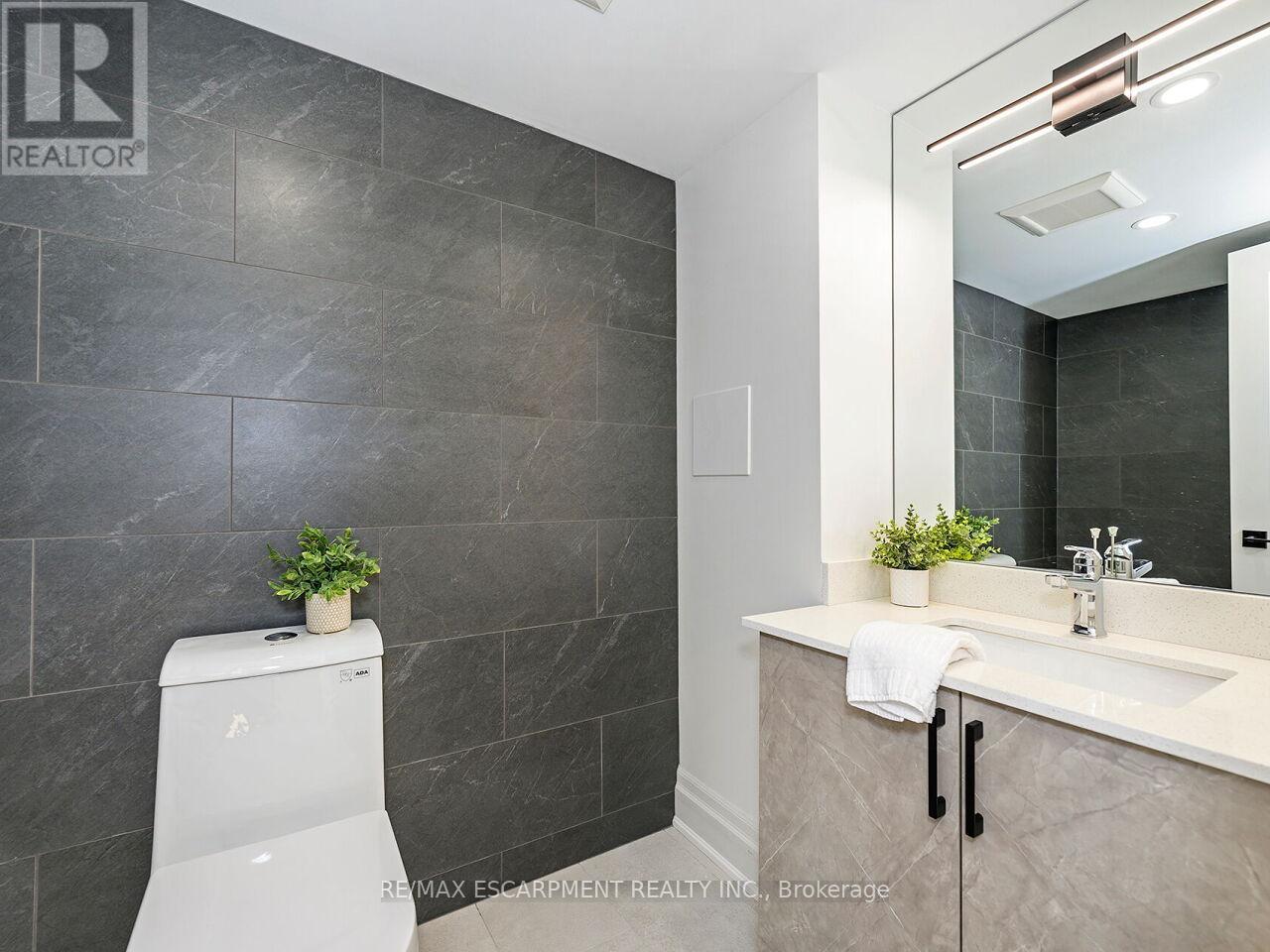 103 - 173 William Duncan Road, Toronto (Downsview-Roding-Cfb), Ontario  M3K 0B8 - Photo 28 - W12200441