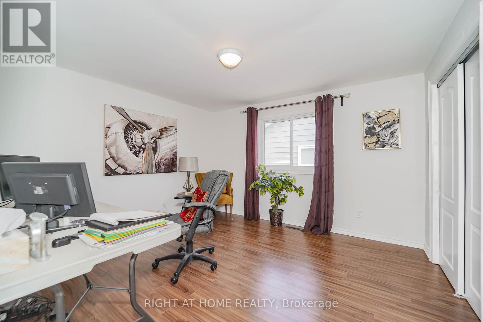2396 Homelands Drive, Mississauga, Ontario  L5K 1H2 - Photo 24 - W12200443