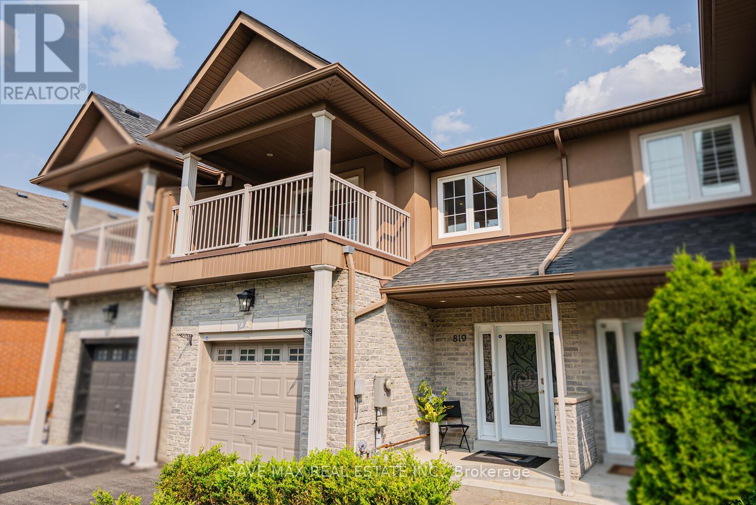 Property at 819 MILLWORKS CRESCENT image 4