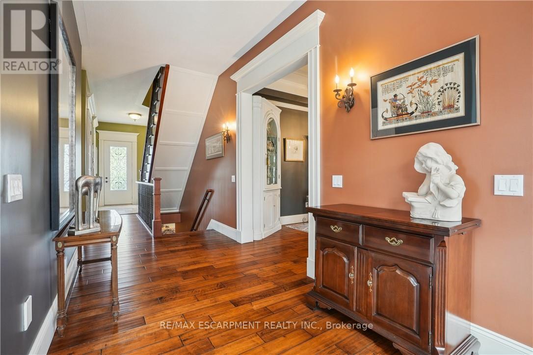 888 Partridge Drive, Burlington, Ontario  L7T 2Z5 - Photo 24 - W12200531